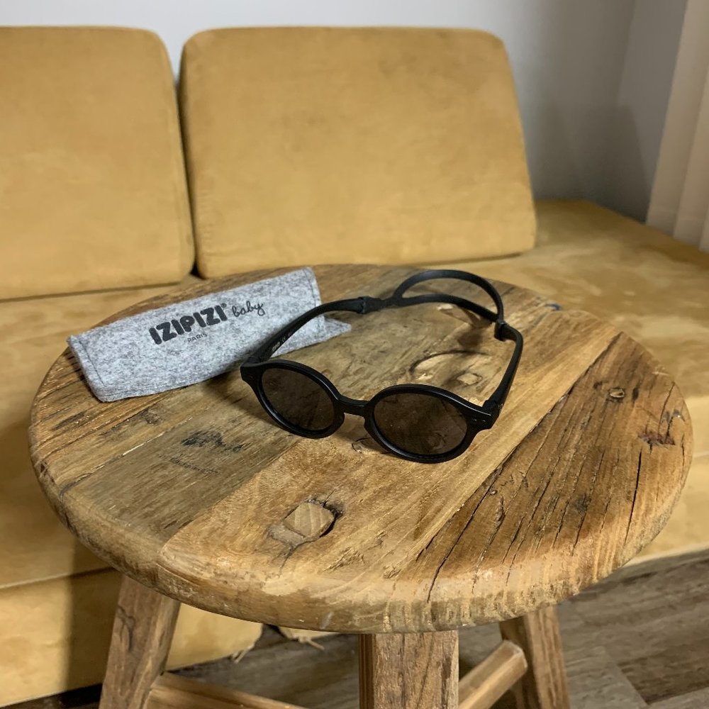 Kids' sunglasses